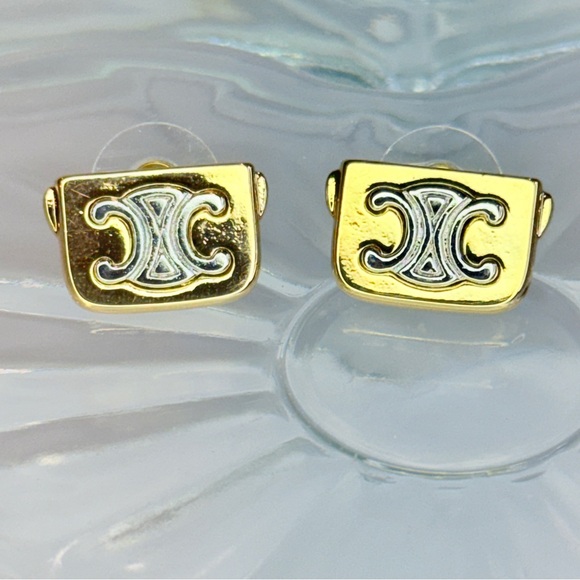 🆕Gold Icon Stud EarringsLuxe Minimalist Statement Studs